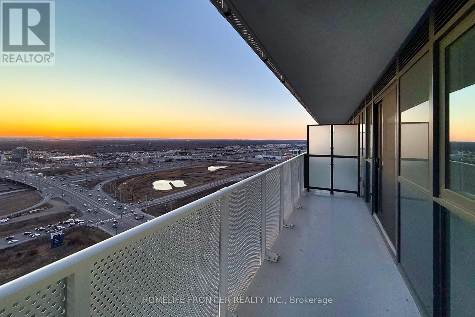 3309 - 195 COMMERCE STREET Image 18