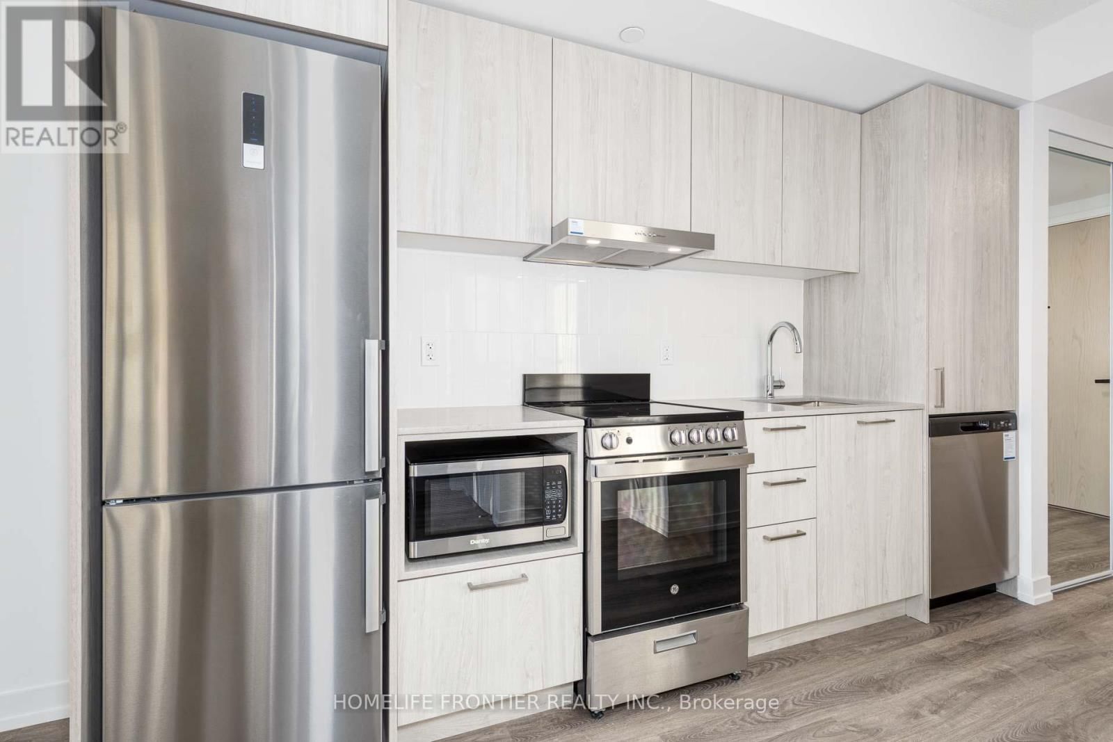 3309 - 195 COMMERCE STREET Image 2