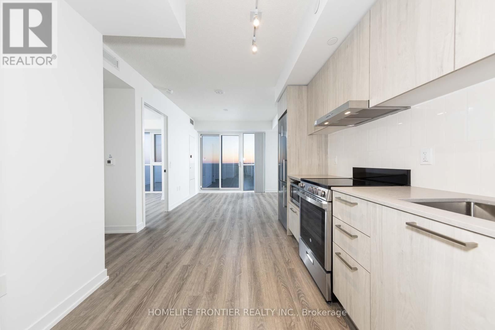 3309 - 195 COMMERCE STREET Image 4