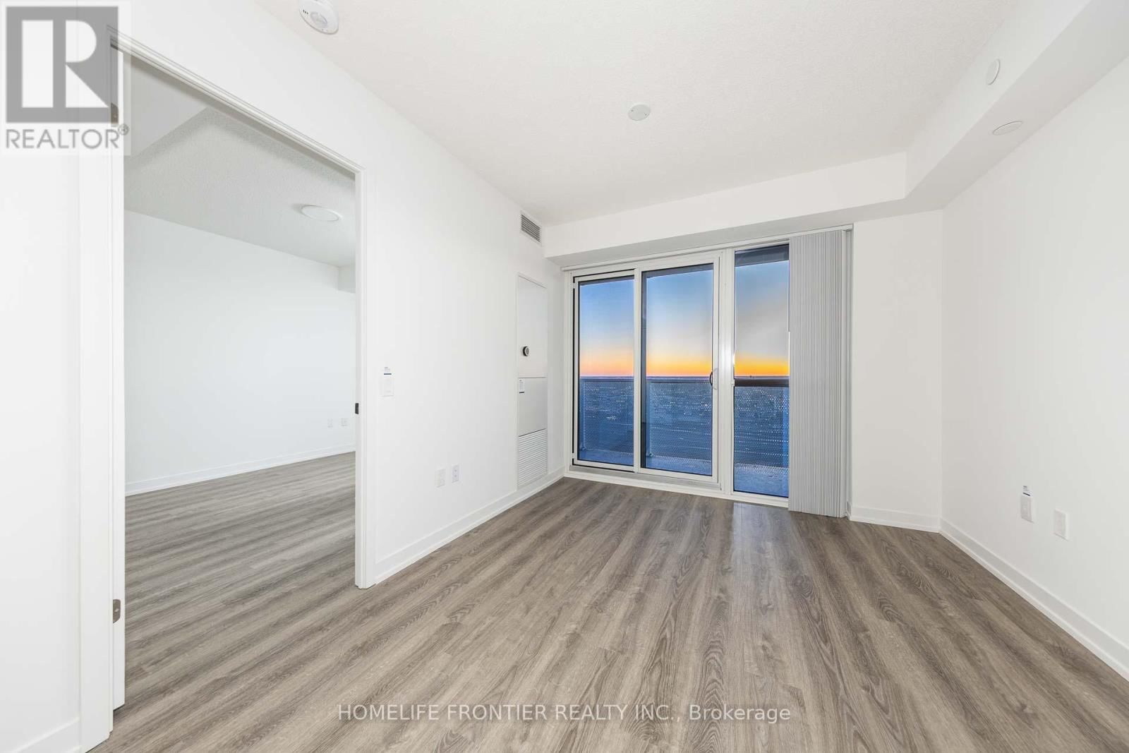 3309 - 195 COMMERCE STREET Image 6