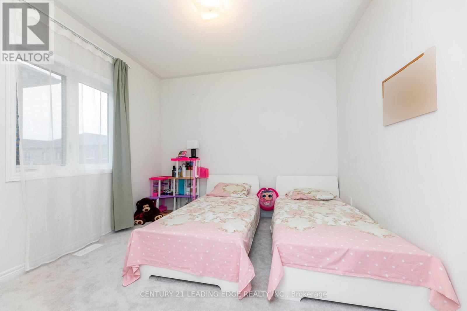 163 FALLHARVEST WAY Image 27