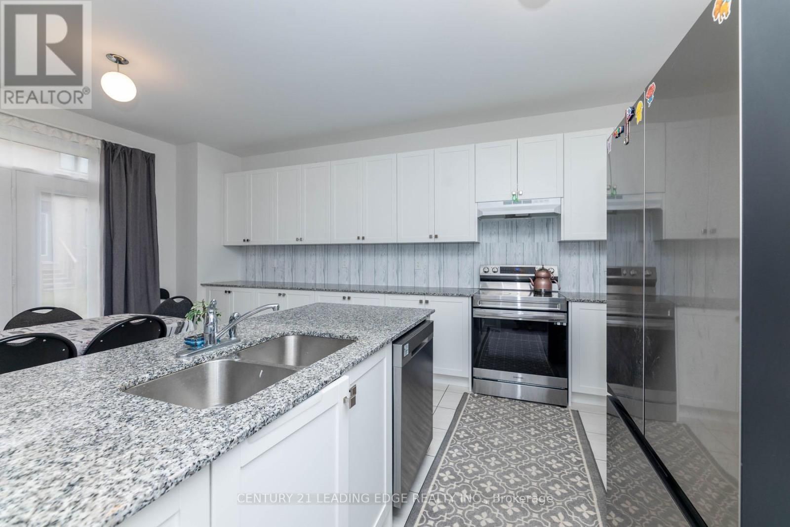 163 FALLHARVEST WAY Image 8