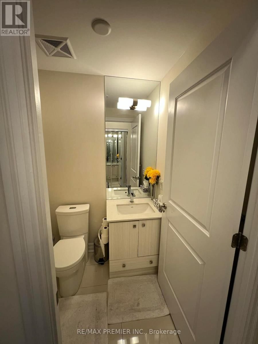 221 - 9085 JANE STREET Image 9