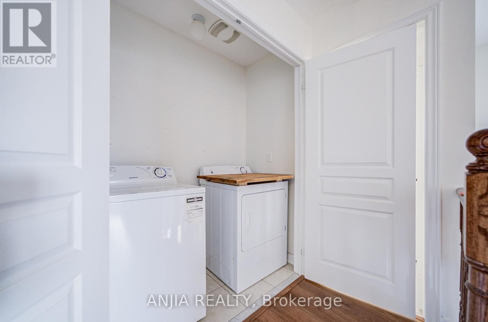 23 GREY WING AVENUE Image 29