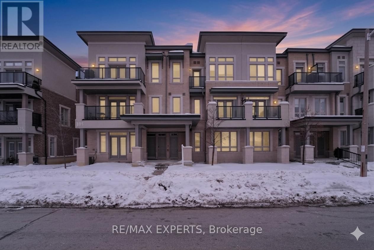 10 - 105 KAYLA CRESCENT Image 1