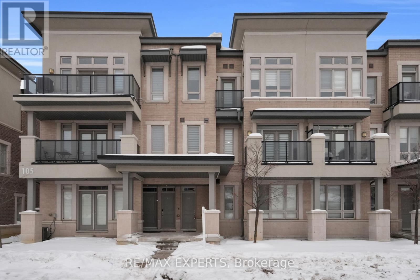 10 - 105 KAYLA CRESCENT Image 3