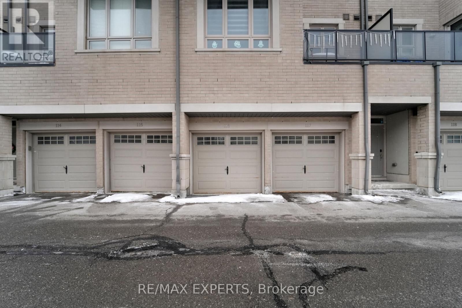 10 - 105 KAYLA CRESCENT Image 33