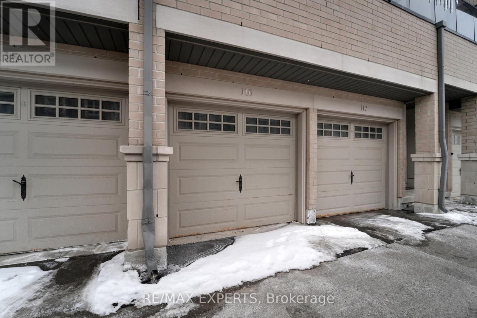 10 - 105 KAYLA CRESCENT Image 34