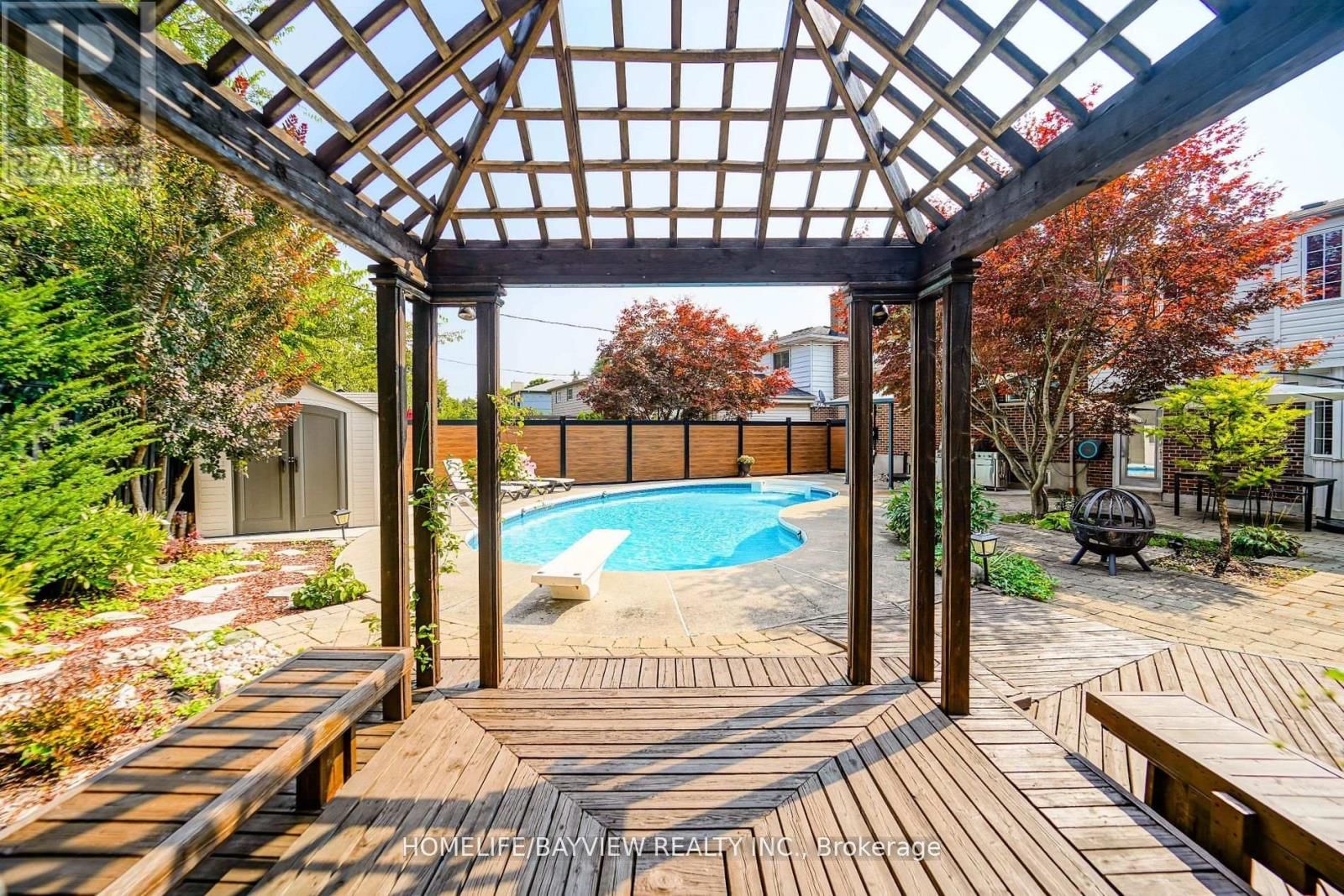 32 SILVER ASPEN DRIVE Image 19