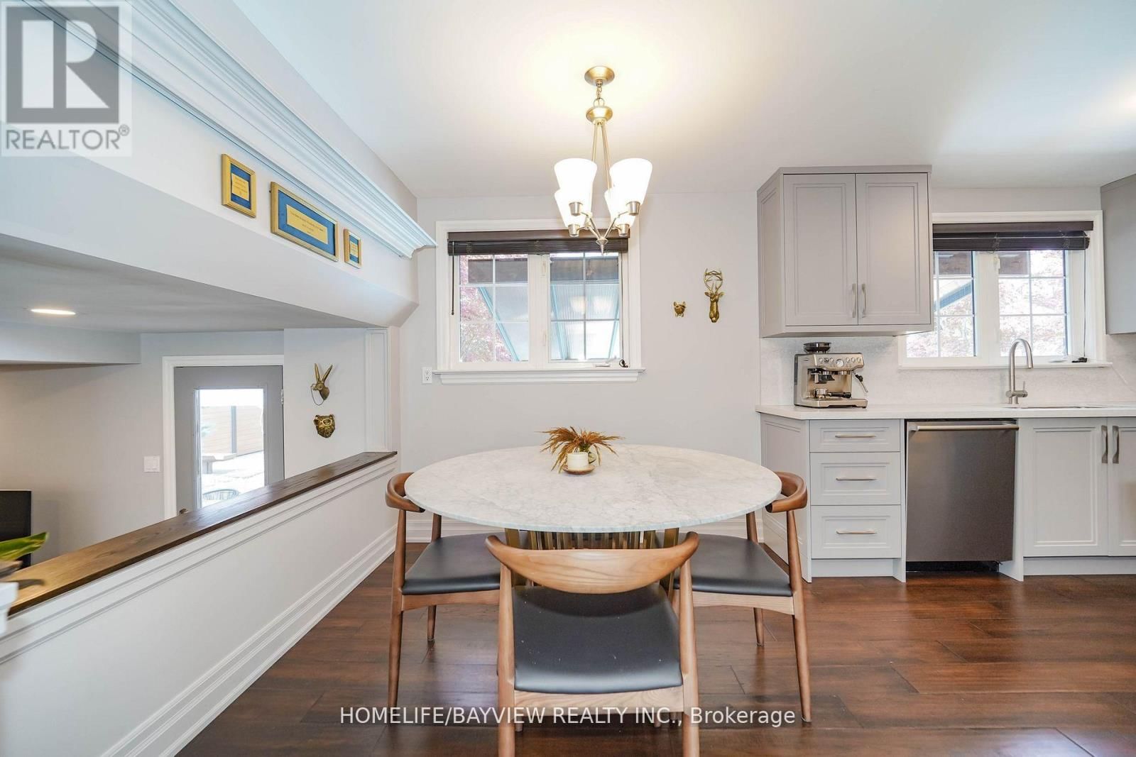 32 SILVER ASPEN DRIVE Image 27