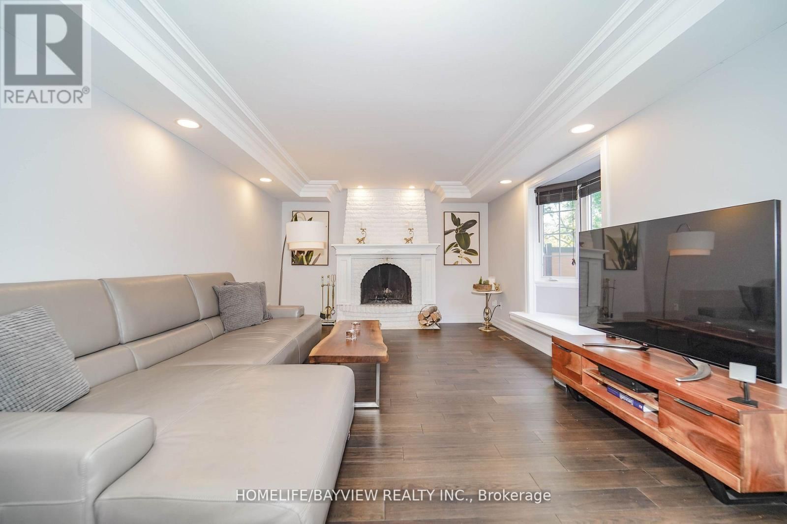 32 SILVER ASPEN DRIVE Image 31