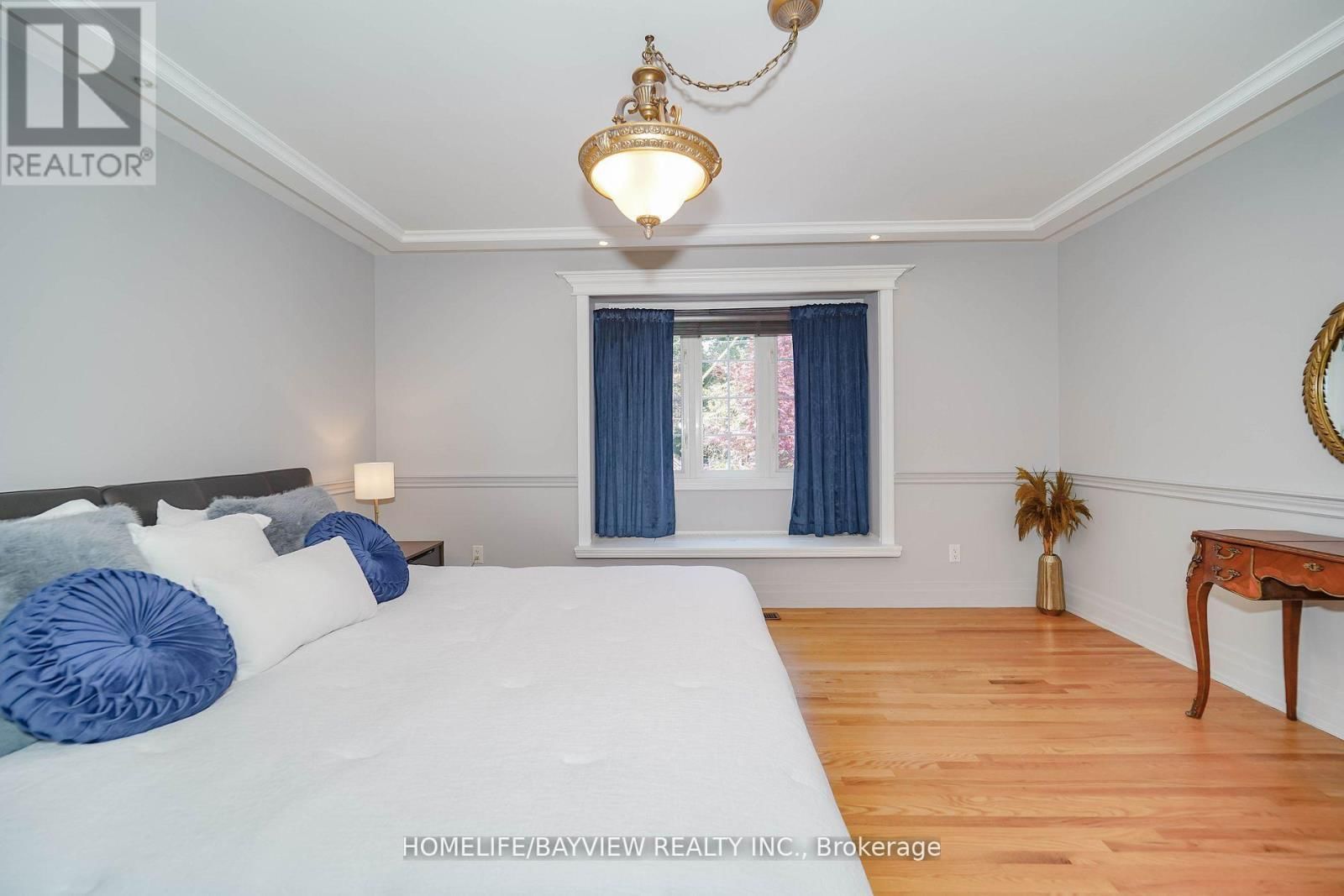 32 SILVER ASPEN DRIVE Image 38