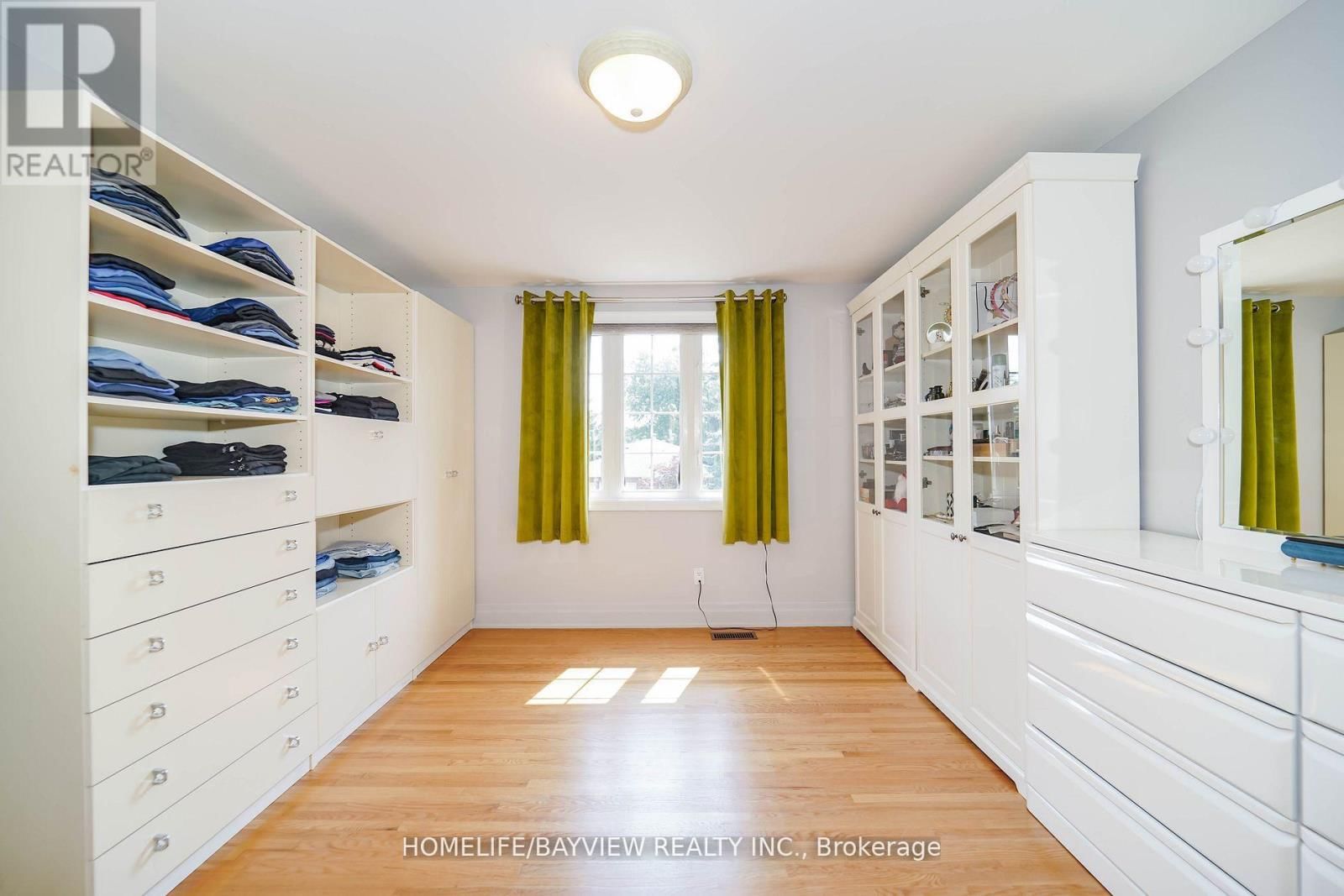 32 SILVER ASPEN DRIVE Image 42