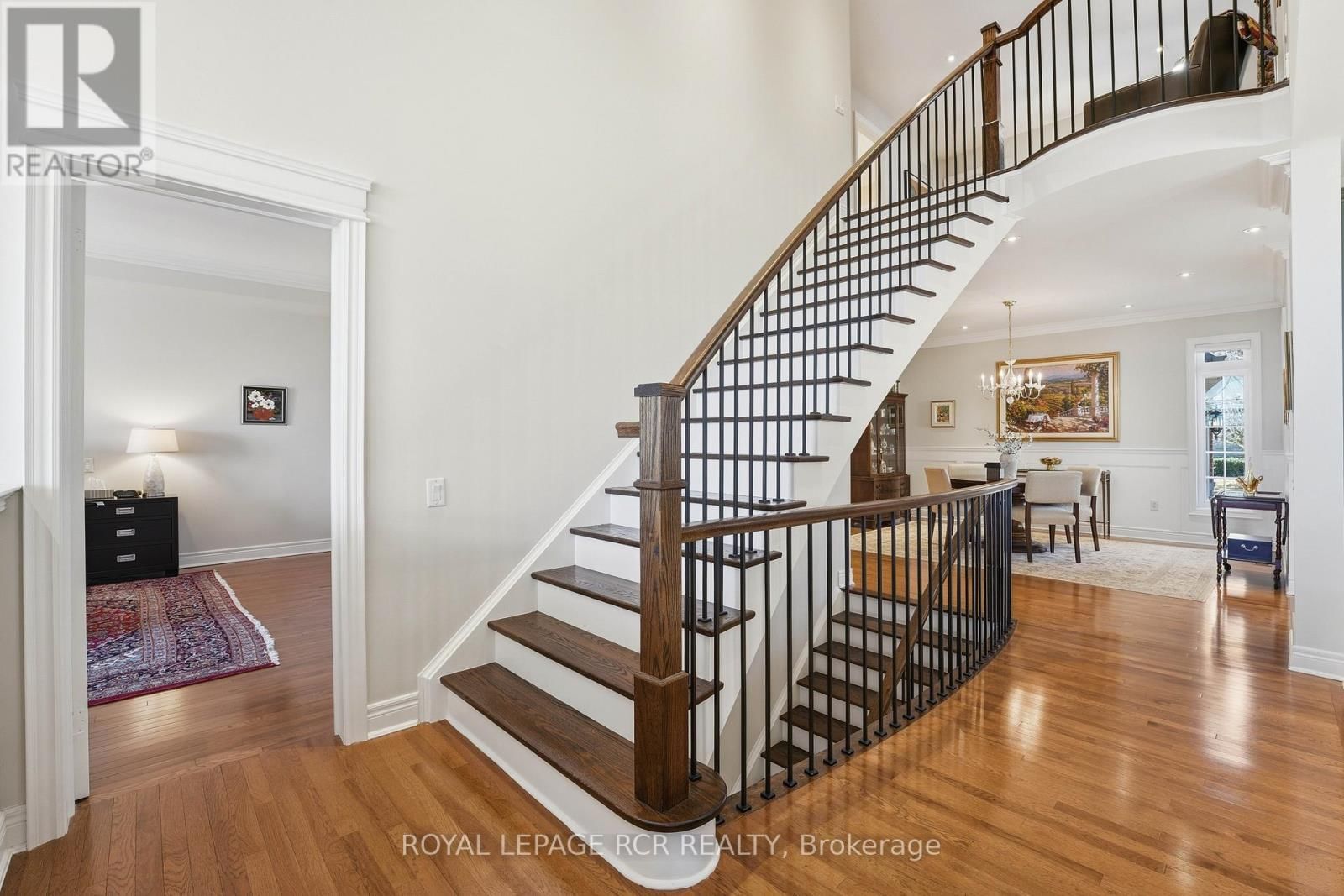 88 - 6 DANBROOK COURT Image 19