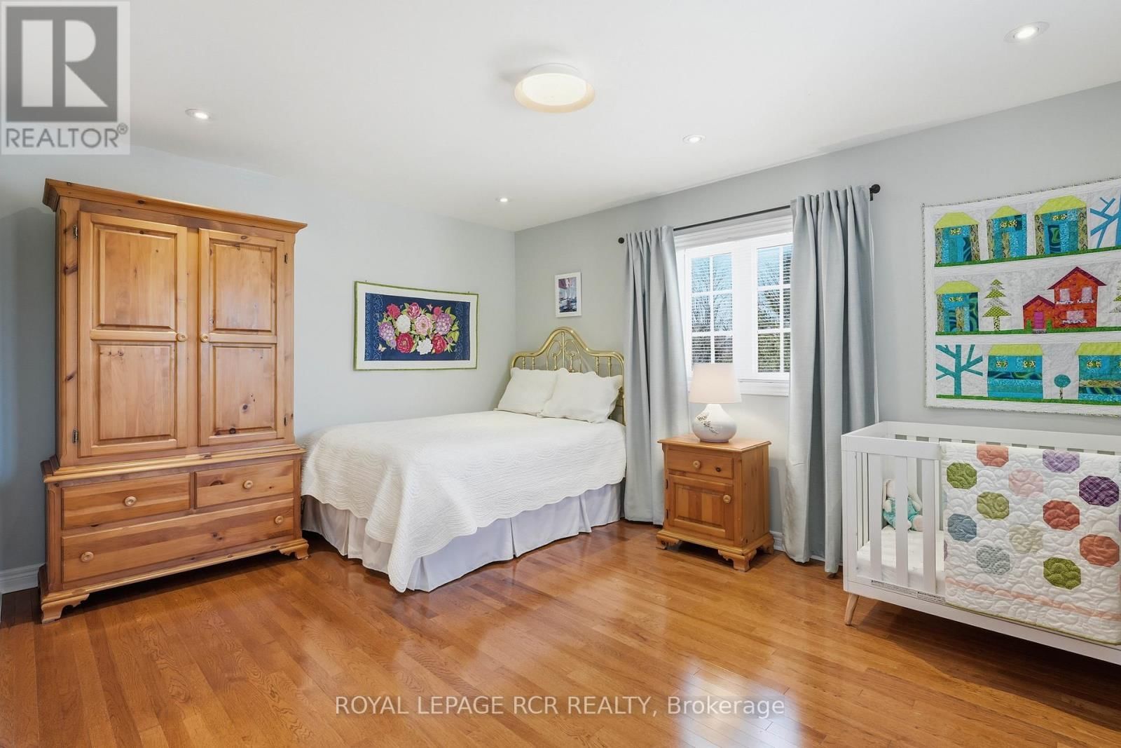 88 - 6 DANBROOK COURT Image 21