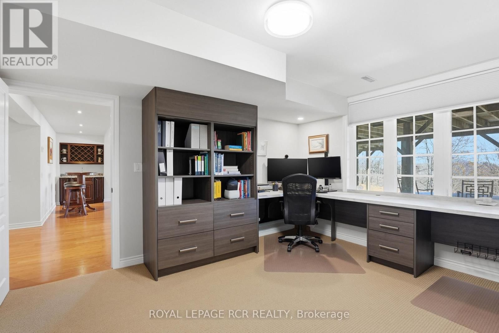 88 - 6 DANBROOK COURT Image 31