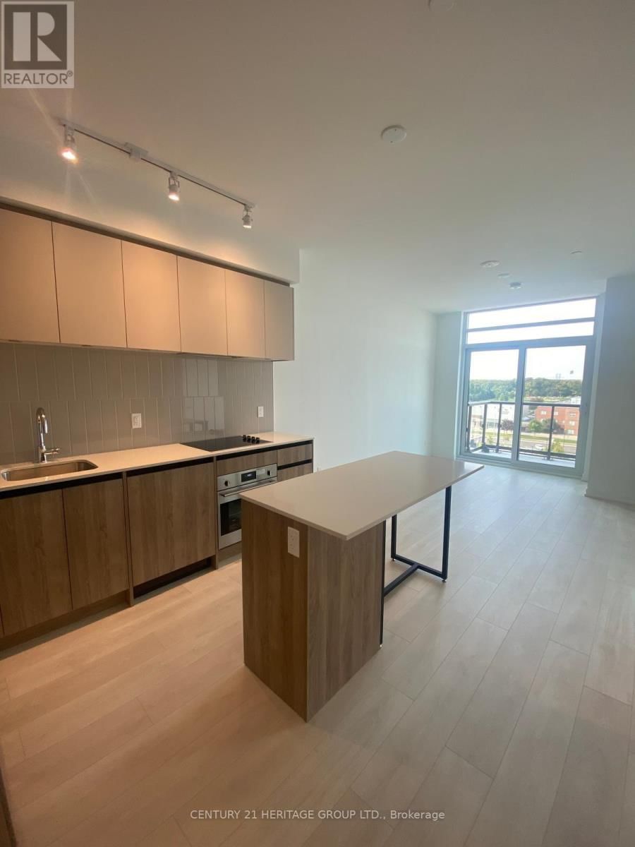 803 - 8 BEVERLEY GLEN BOULEVARD Image 11