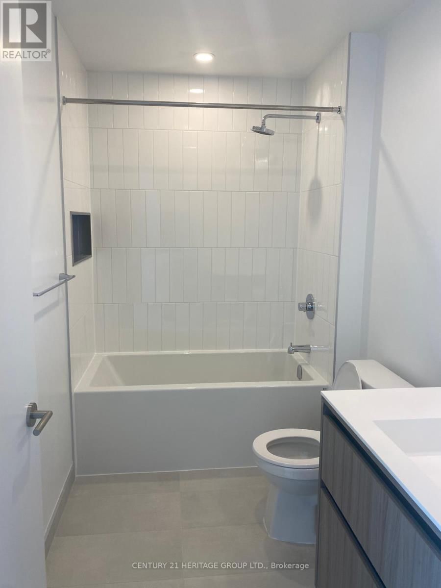 803 - 8 BEVERLEY GLEN BOULEVARD Image 7