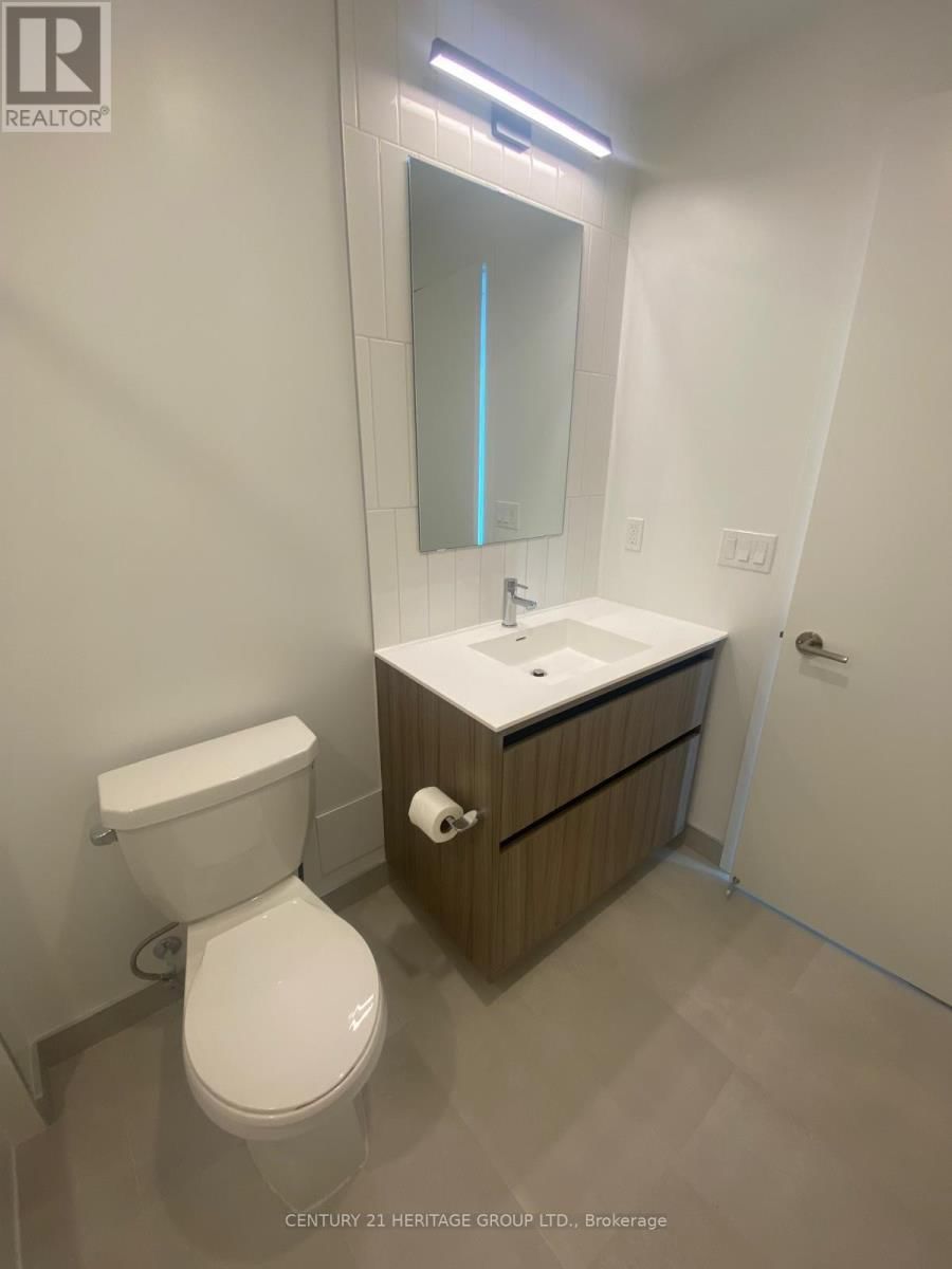 803 - 8 BEVERLEY GLEN BOULEVARD Image 8