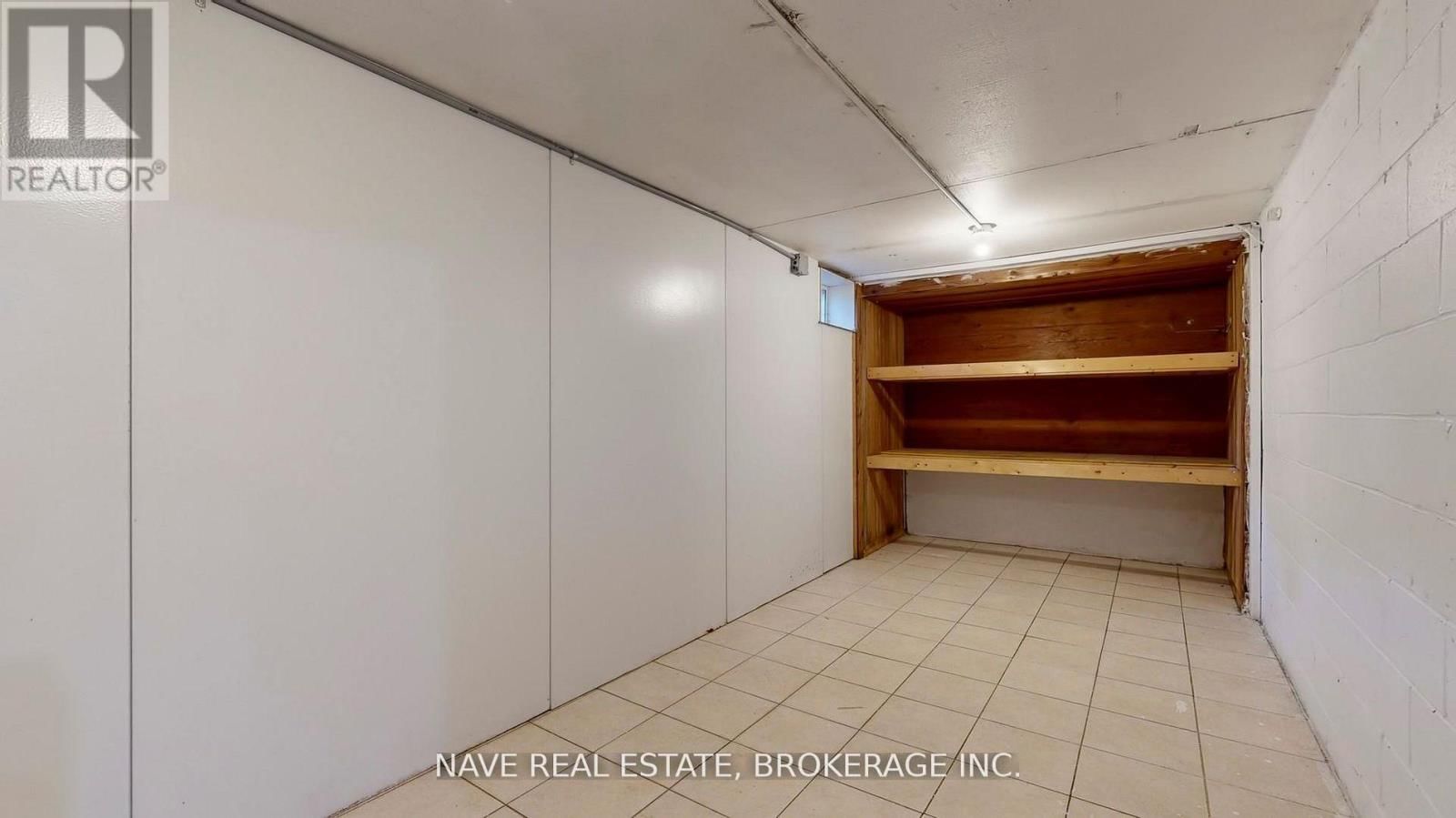 9747 BATHURST STREET Image 37