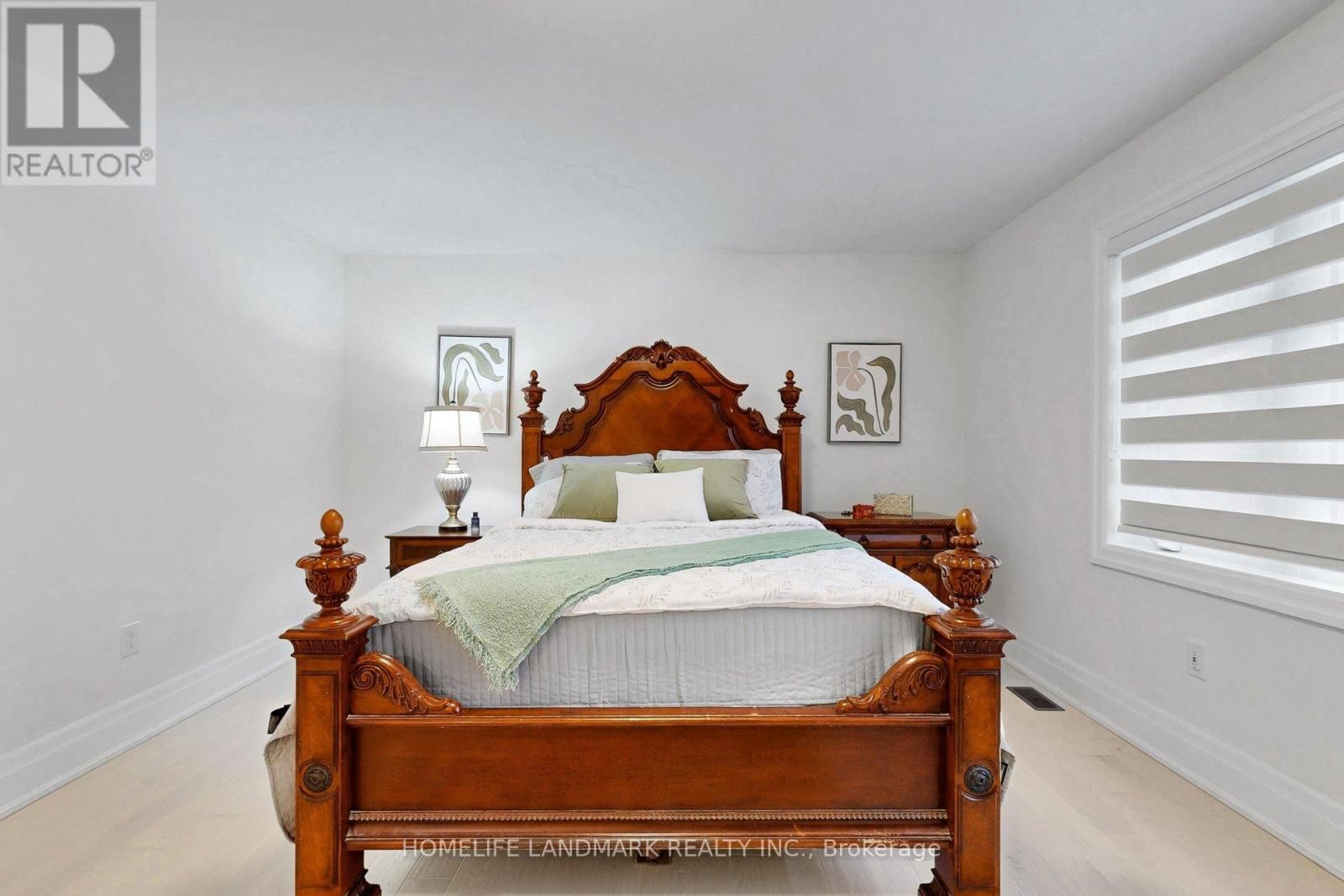 158 WALTER ENGLISH DRIVE Image 44