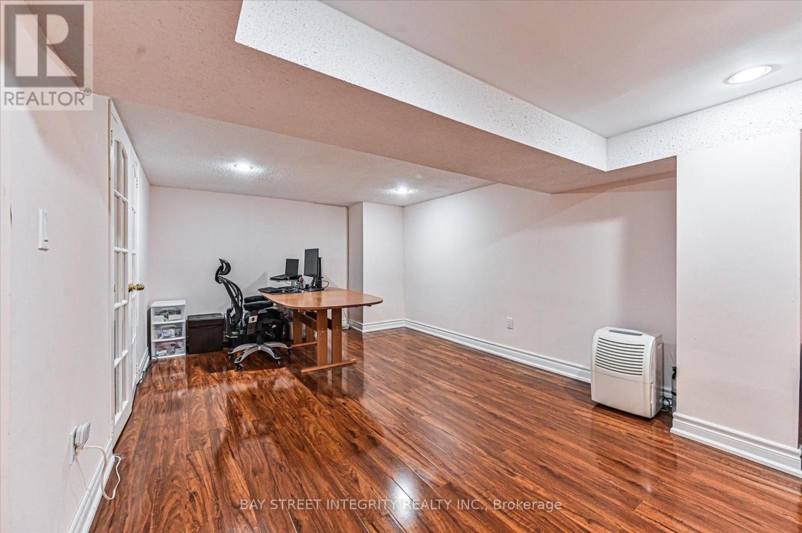 12 GREYSTONE ROAD Image 40