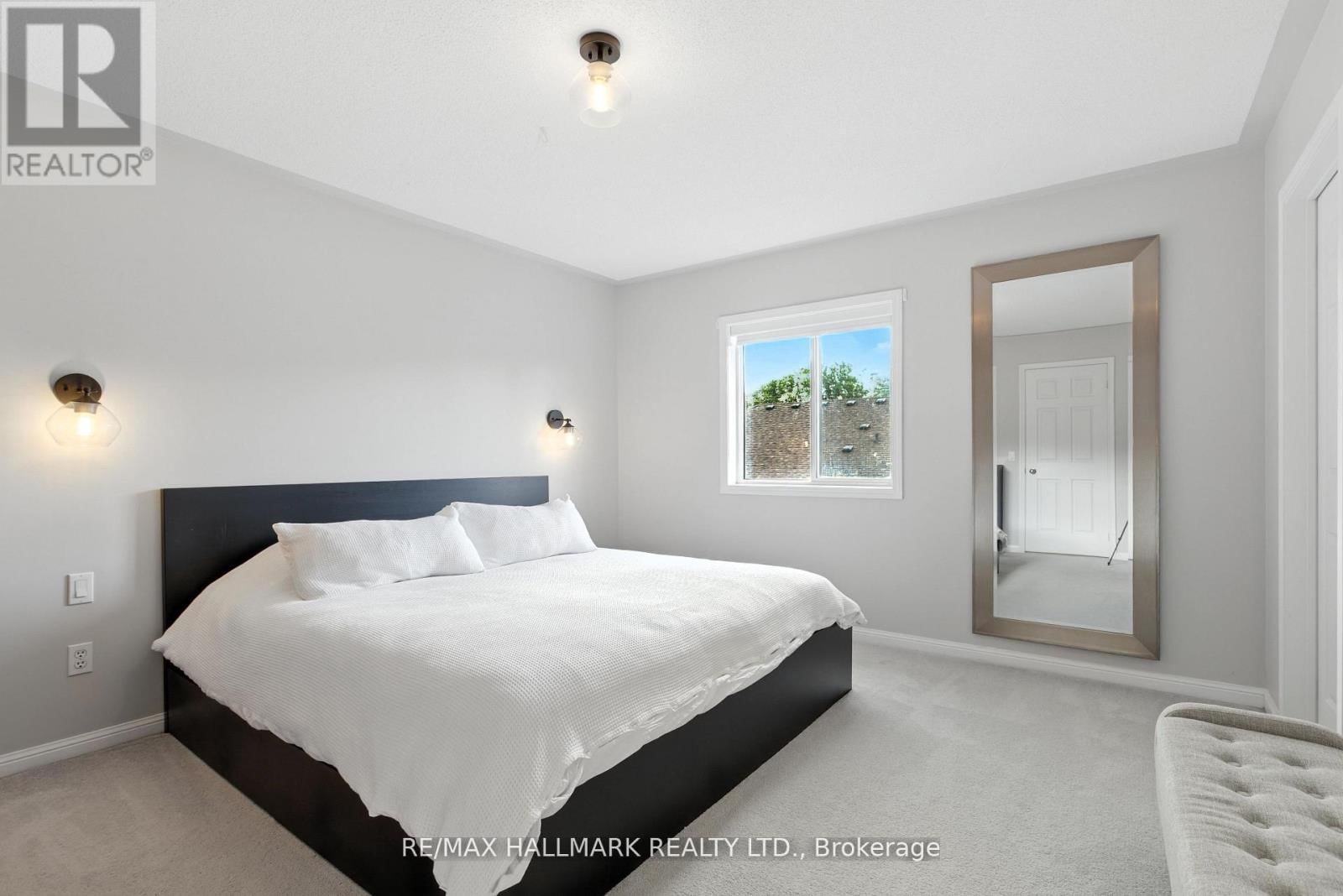 568 LEGRESLEY LANE Image 11