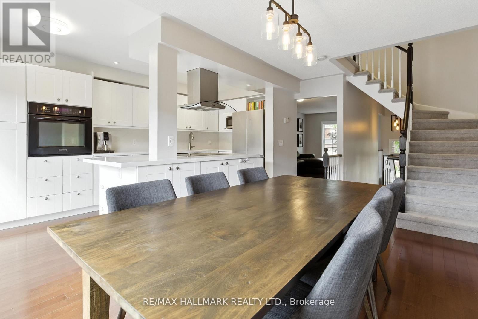 568 LEGRESLEY LANE Image 6