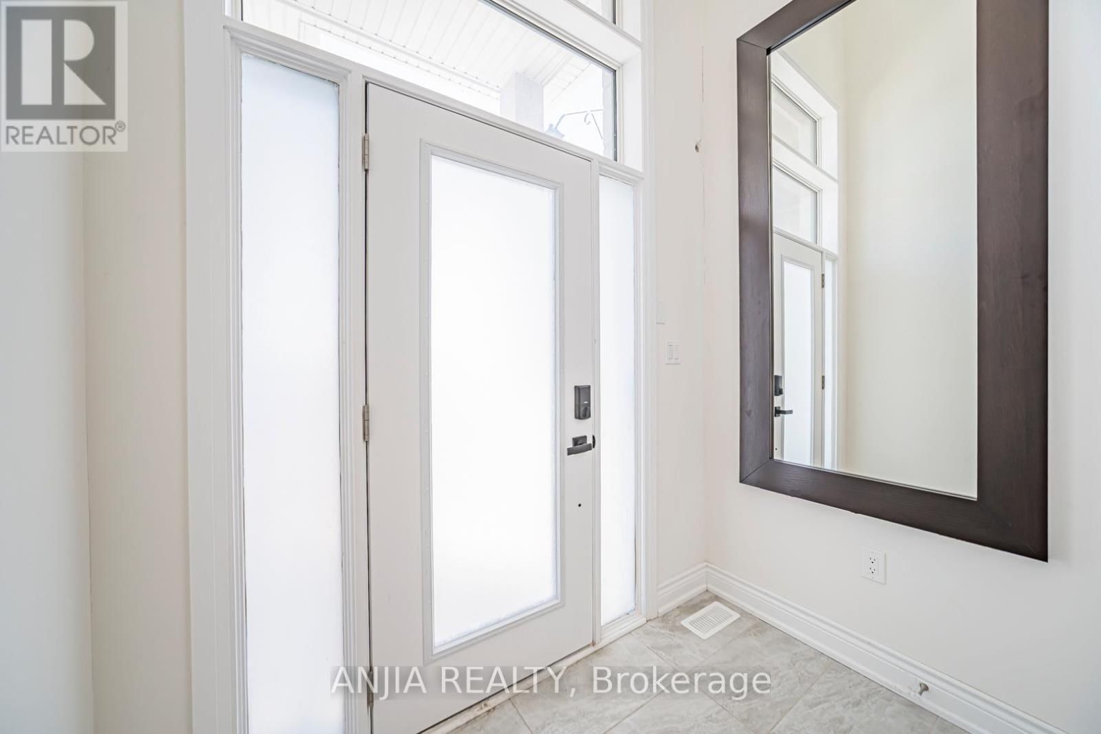 45 KAHSHE LANE WEST Image 5