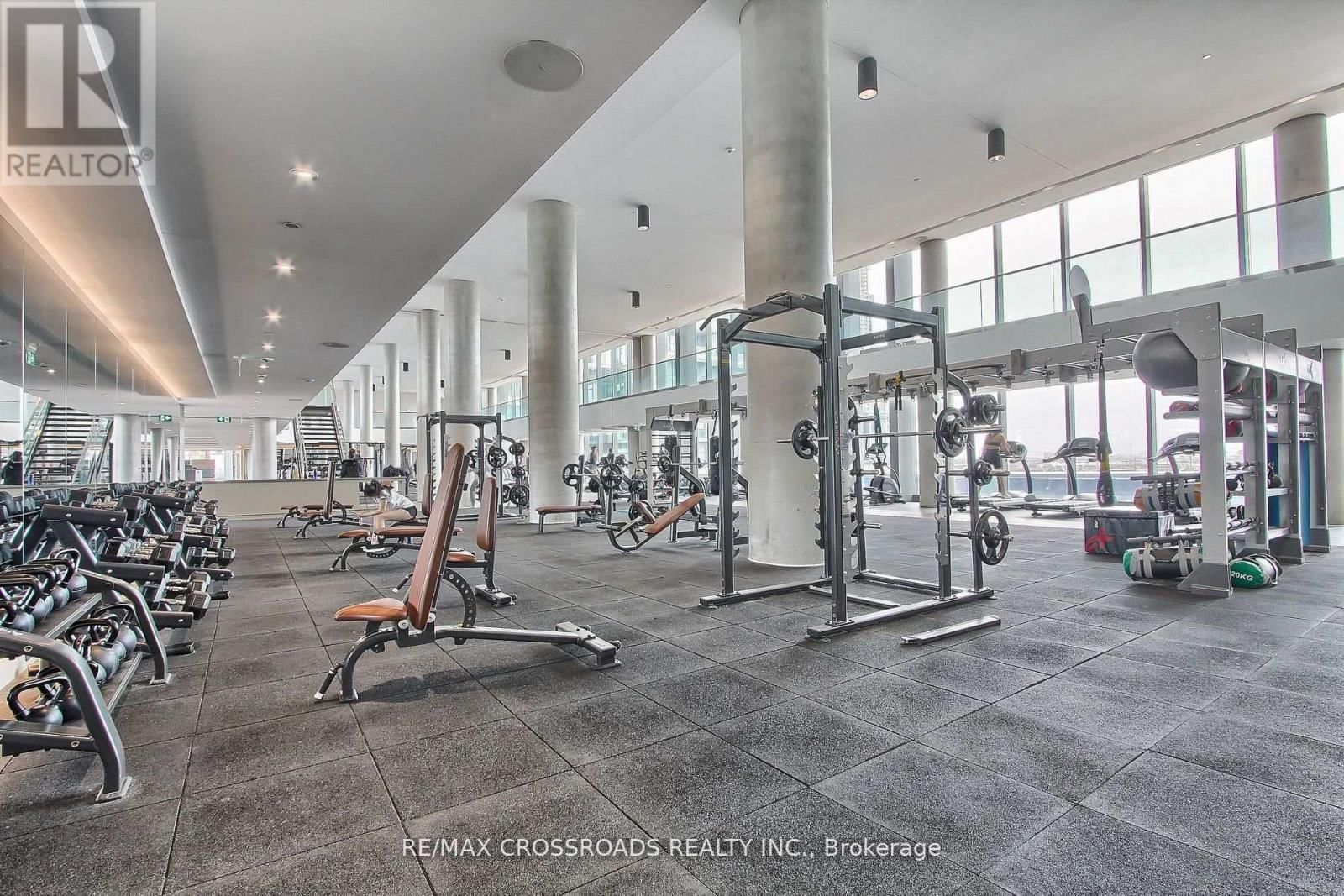 2511 - 1000 PORTAGE PARKWAY Image 33