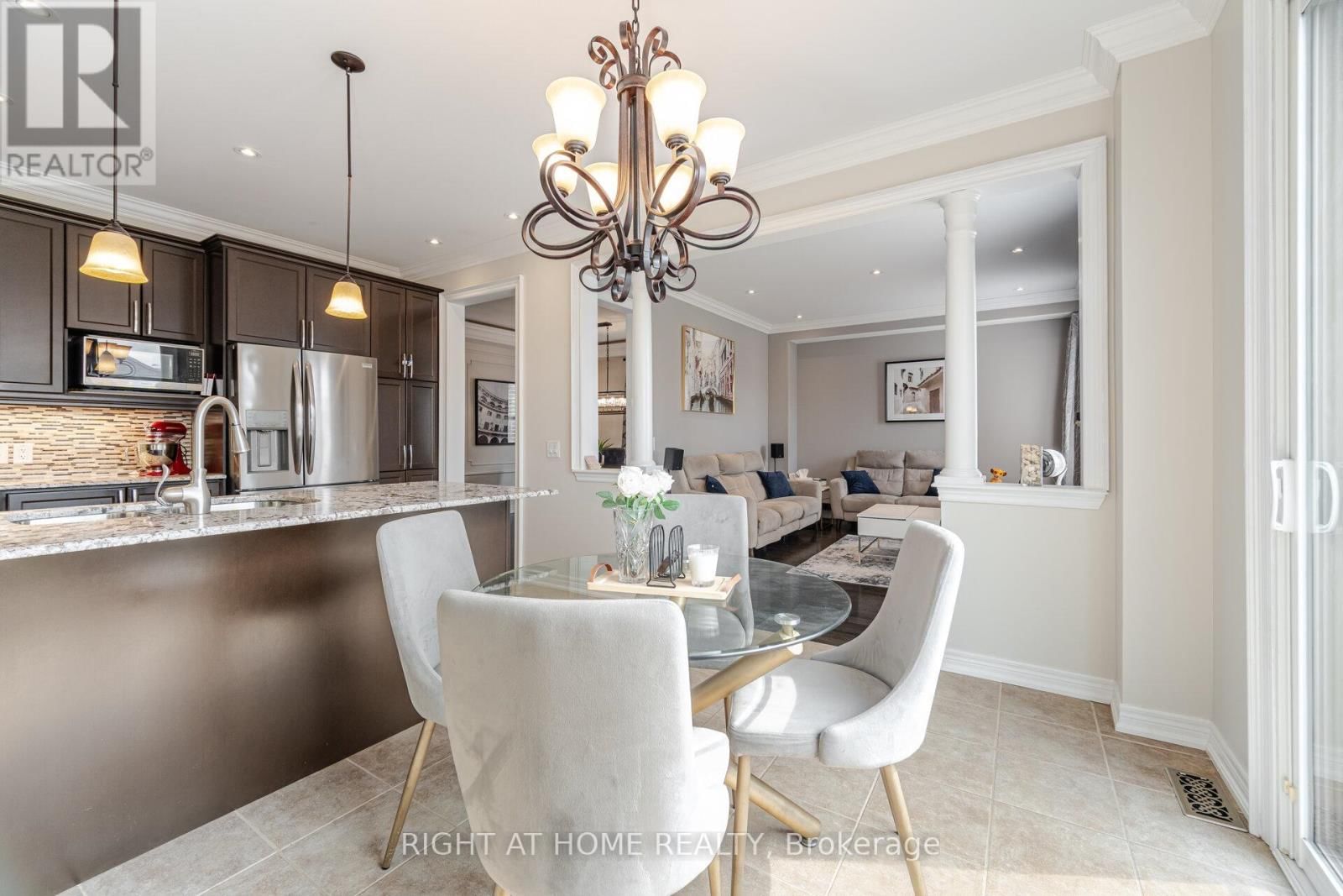 246 ASPENWOOD DRIVE Image 13