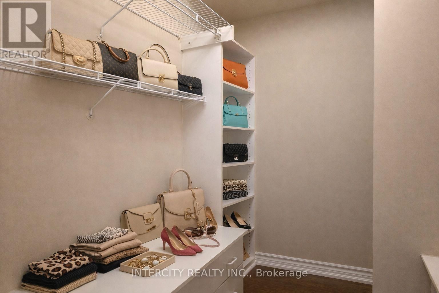 310 - 40 HARDING BOULEVARD WEST Image 36