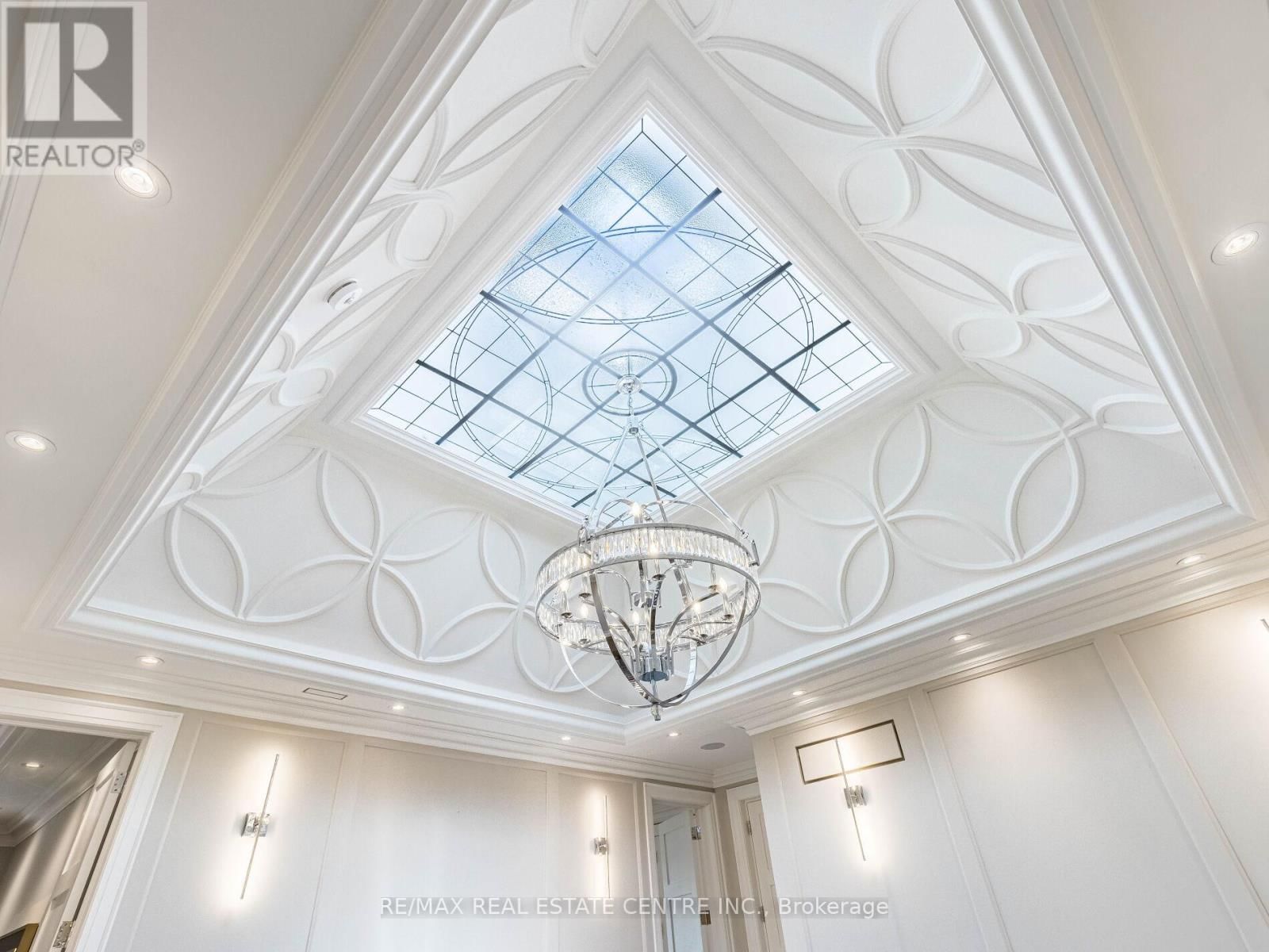 1 HUCKLEBERRY LANE SOUTH Image 19