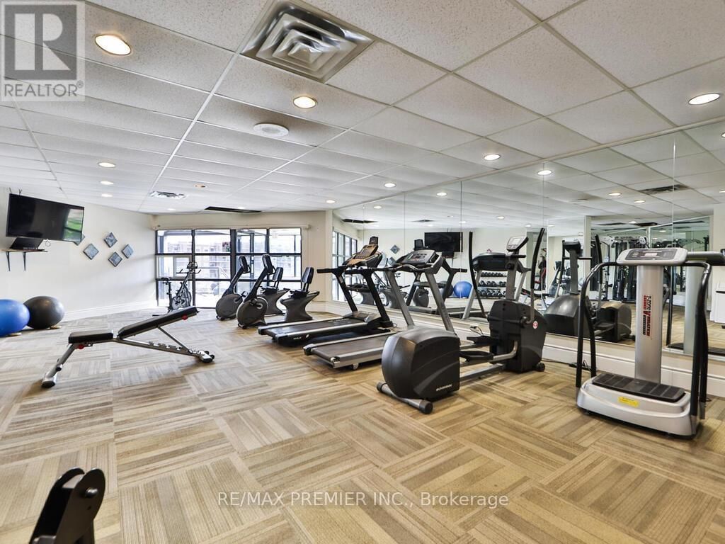 8 - 100 ARBORS LANE Image 44