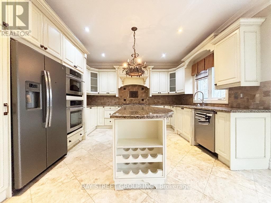 12A AVA CRESCENT Image 10