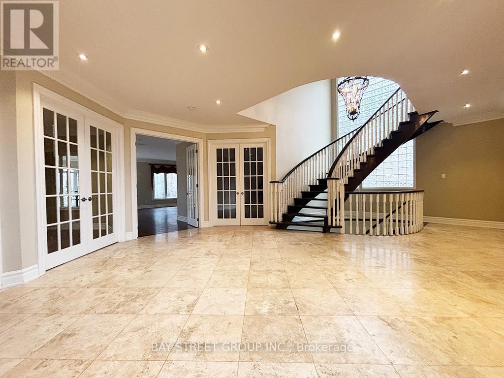 12A AVA CRESCENT Image 6