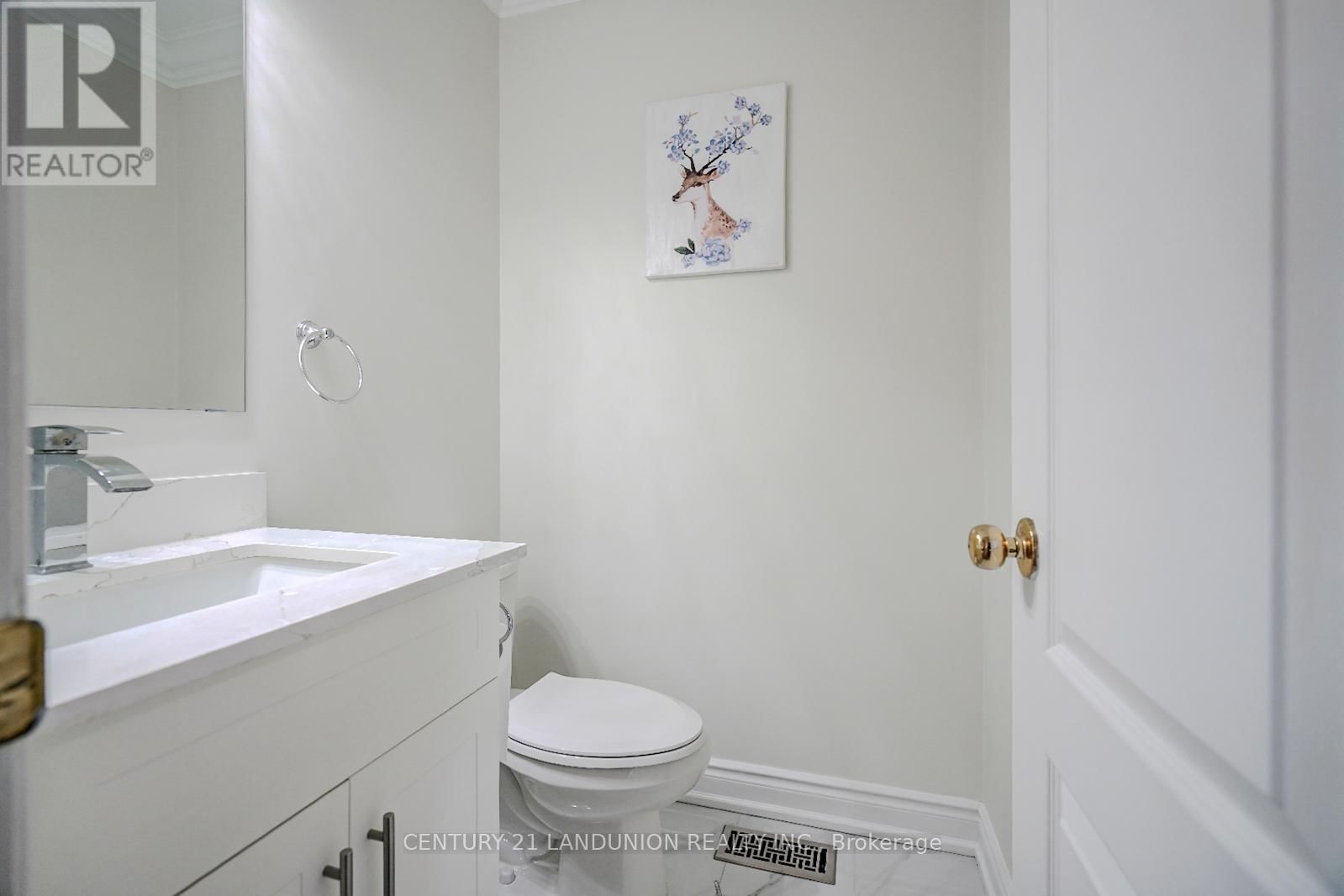 17 MONACO CRESCENT Image 16