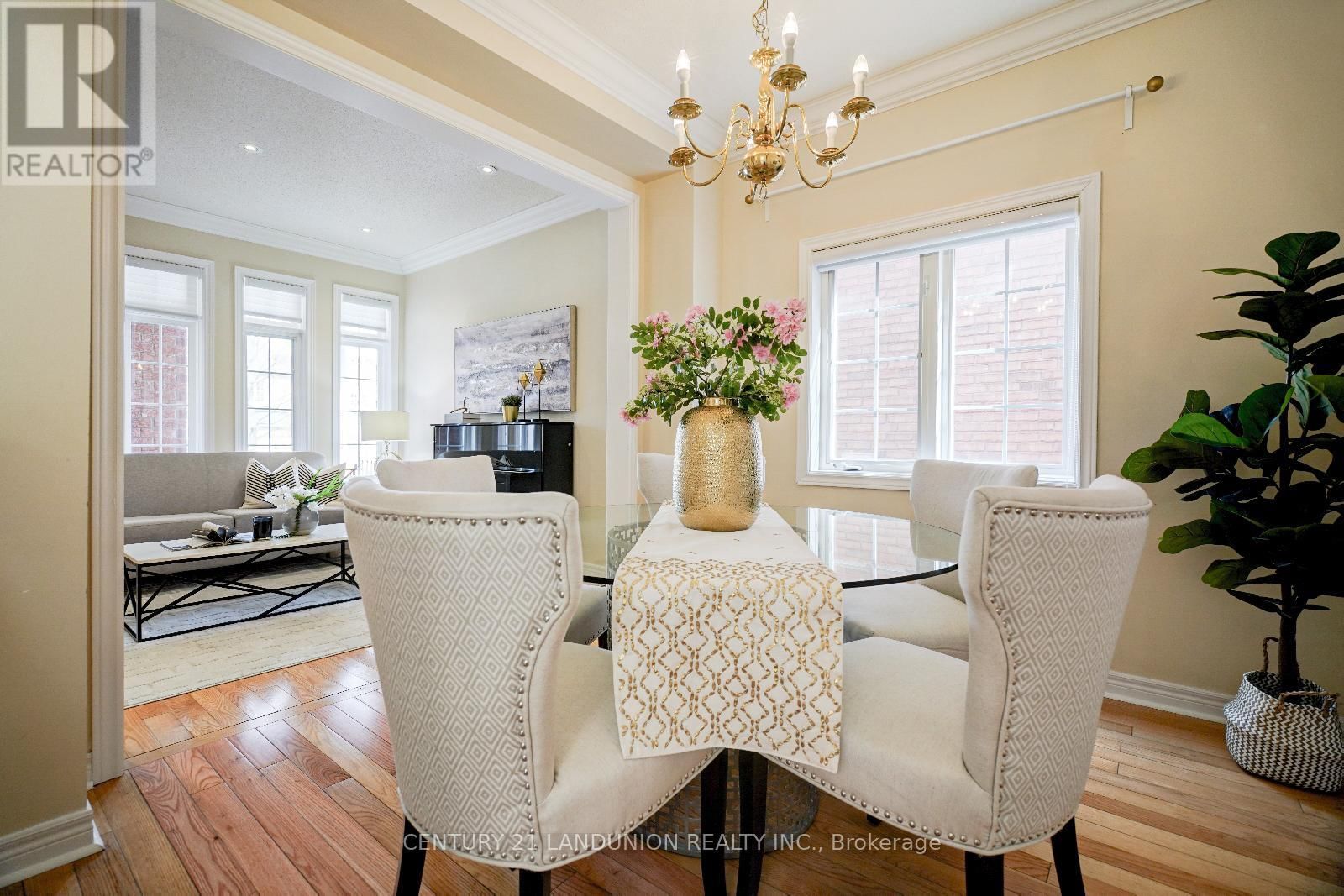 17 MONACO CRESCENT Image 7