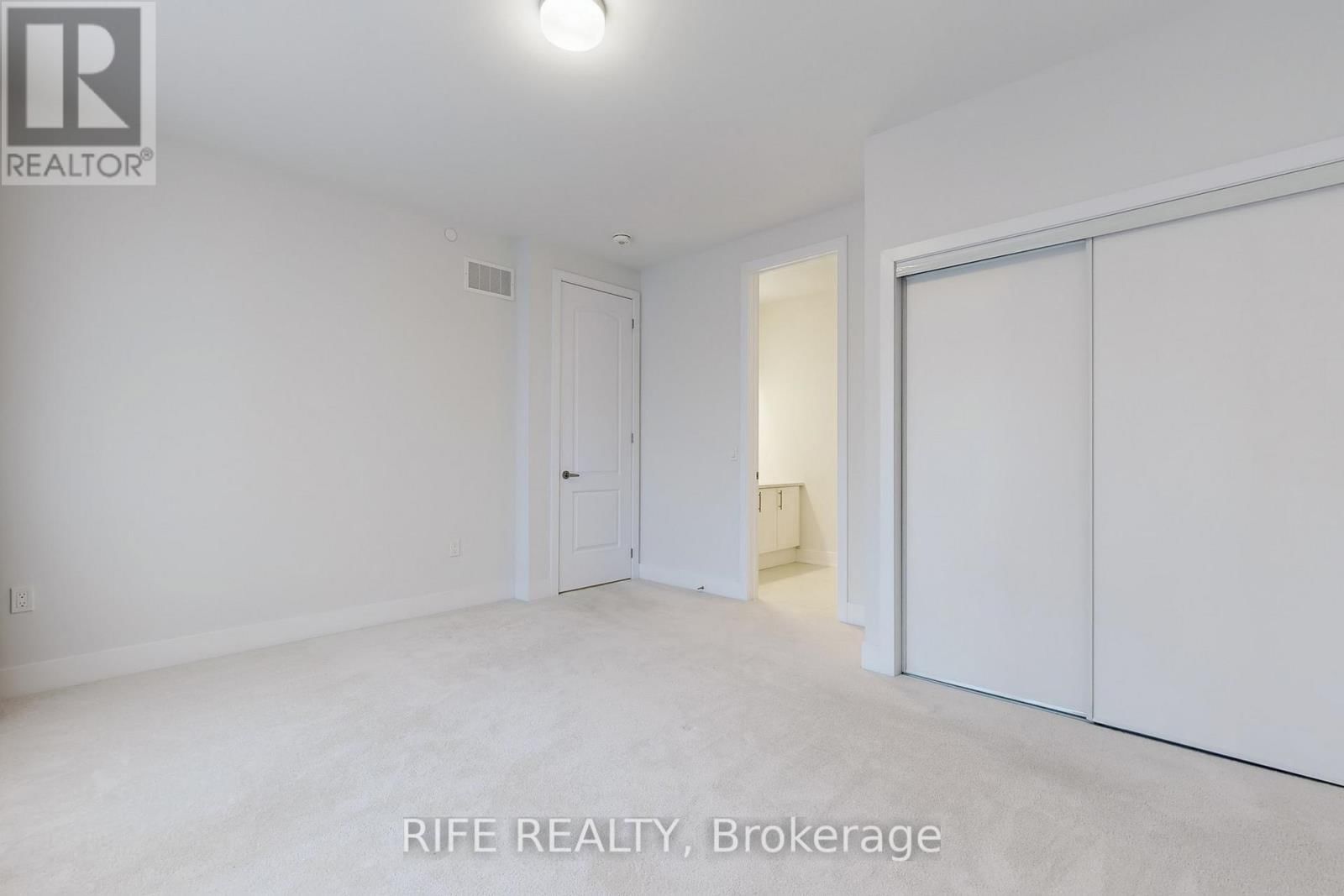 234 SIKURA CIRCLE Image 32