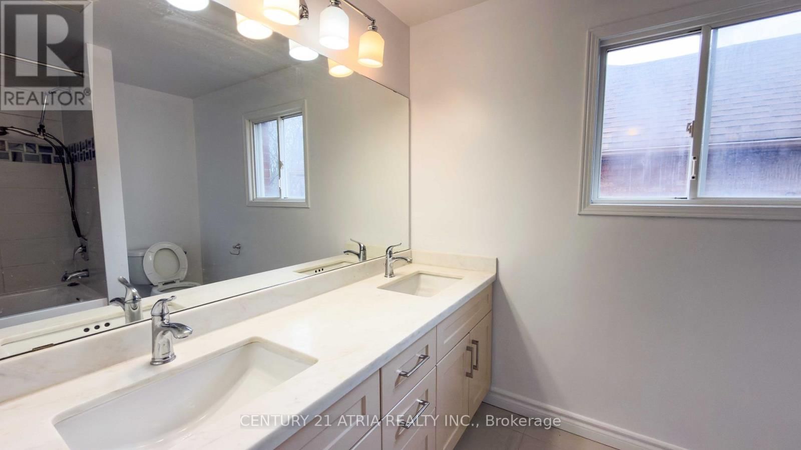 53 CONISTAN ROAD Image 27