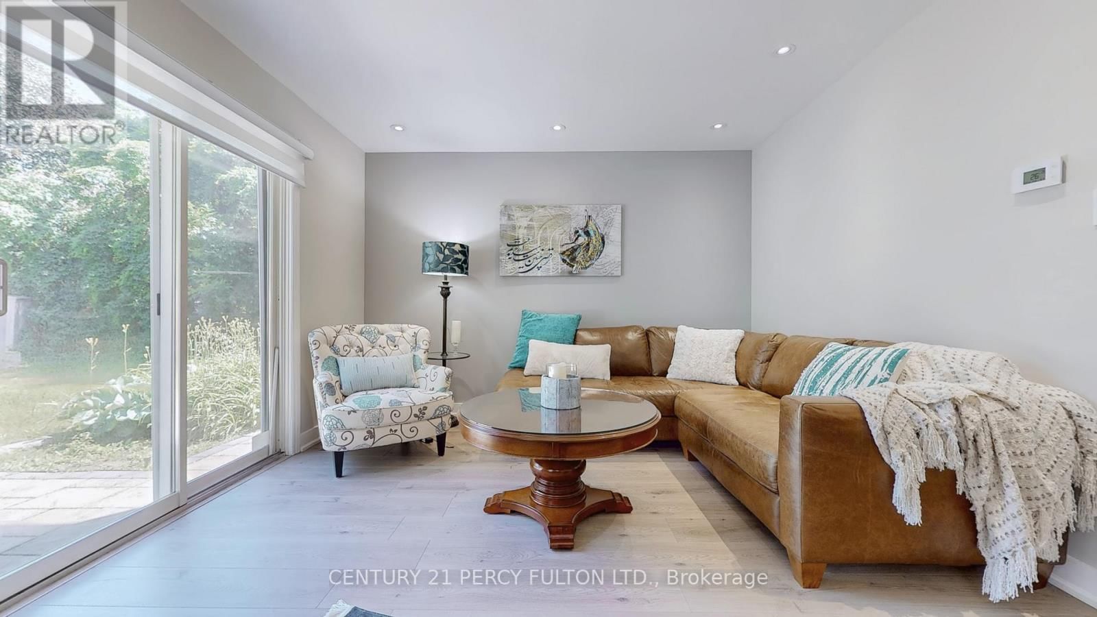 158 HOLM CRESCENT Image 3