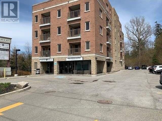 301 - 15565 YONGE STREET Image 1