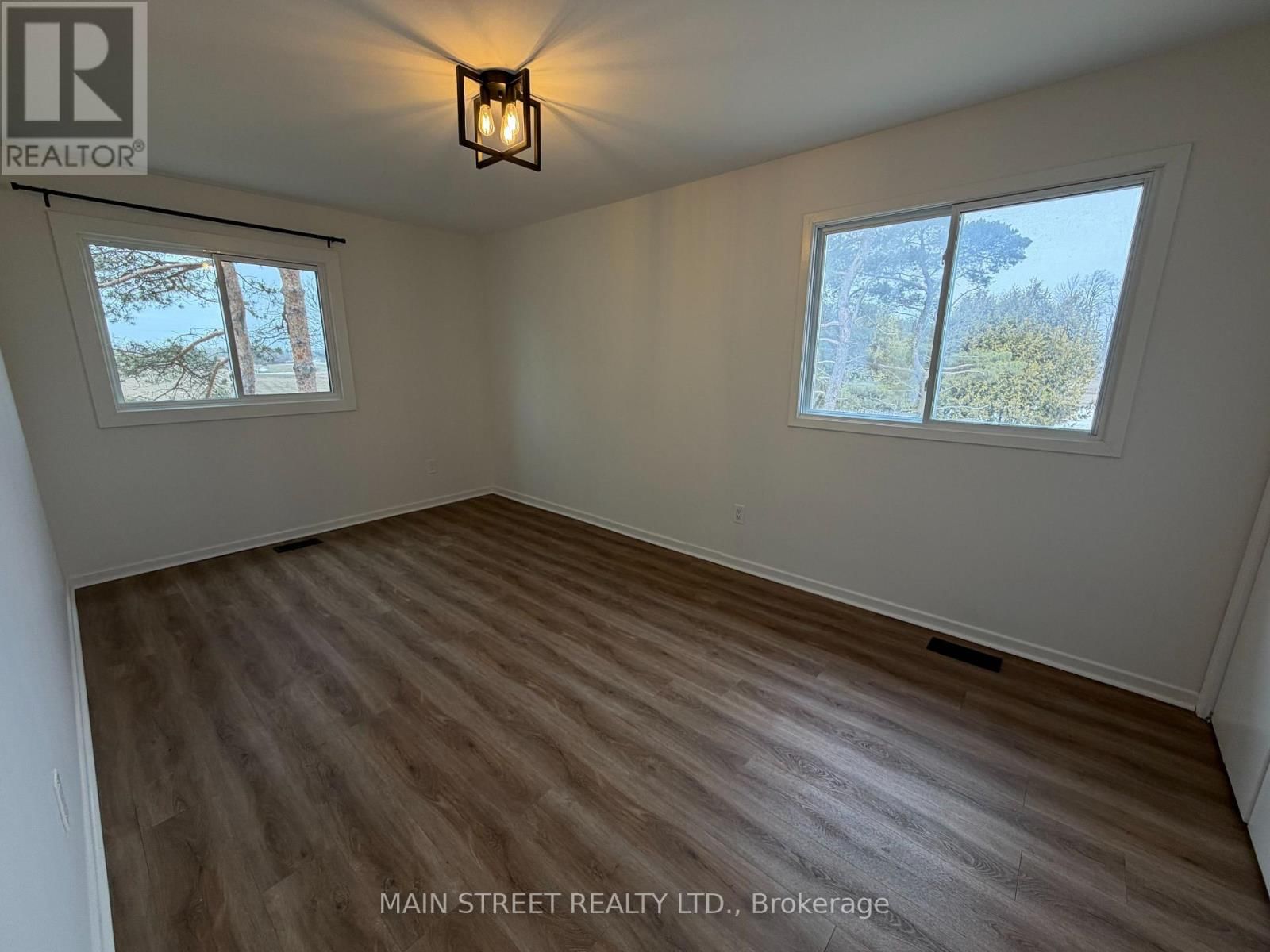 376 HIGHWAY 47 NORTH Image 18