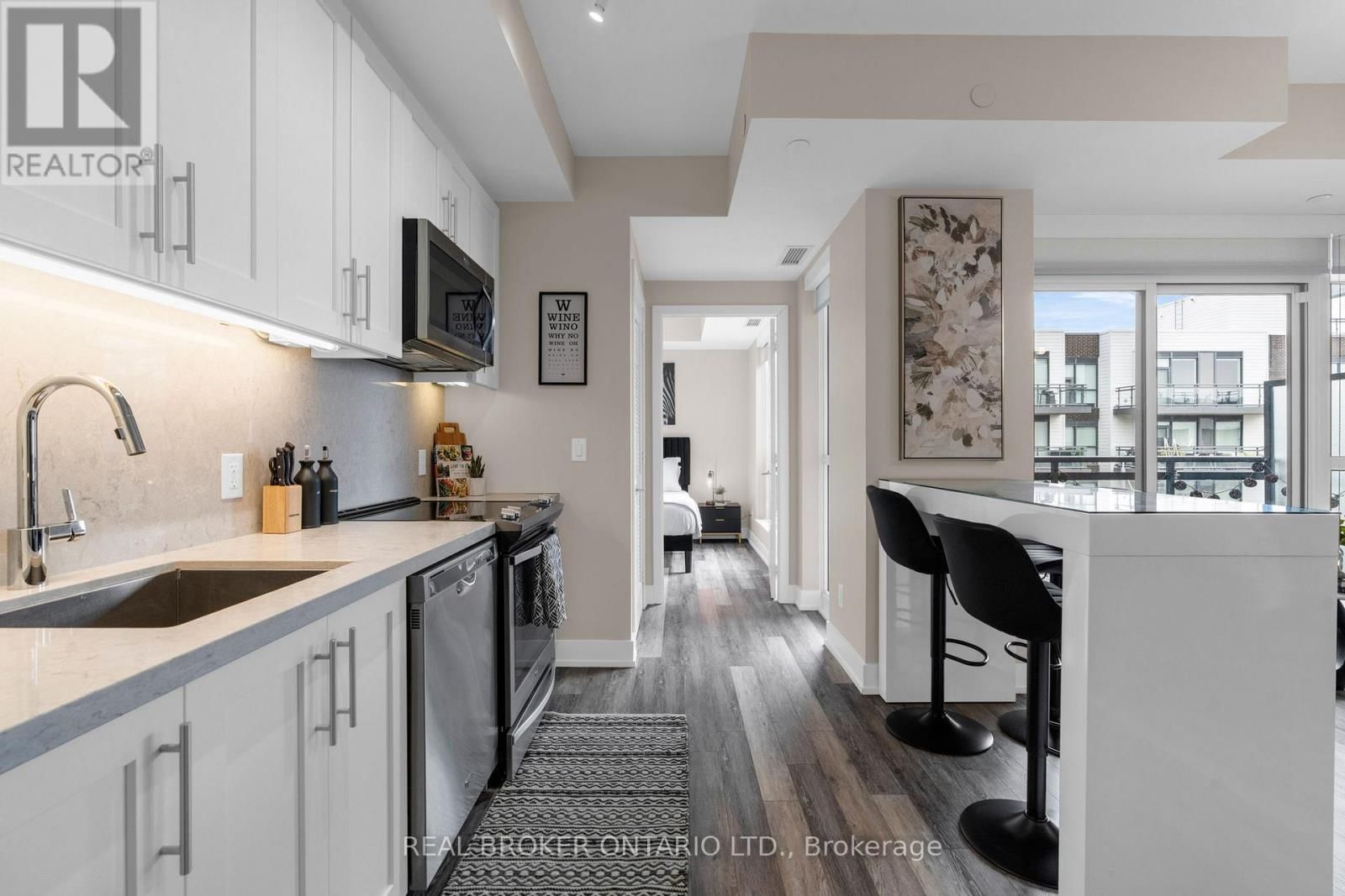 A303 - 241 SEA RAY AVENUE Image 2