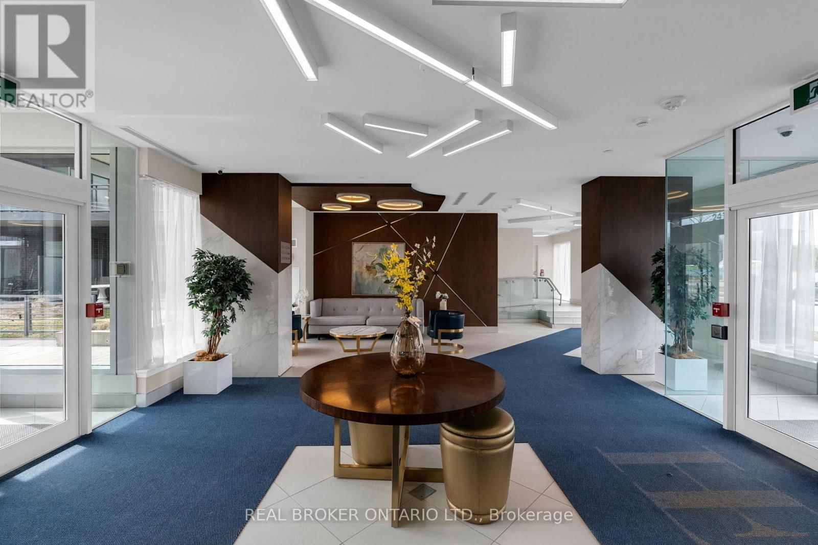 A303 - 241 SEA RAY AVENUE Image 23