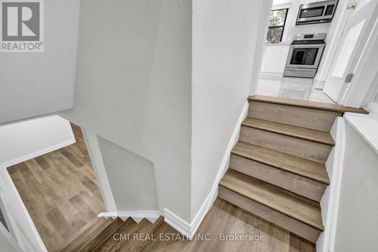 153 CLARENCE STREET Image 15