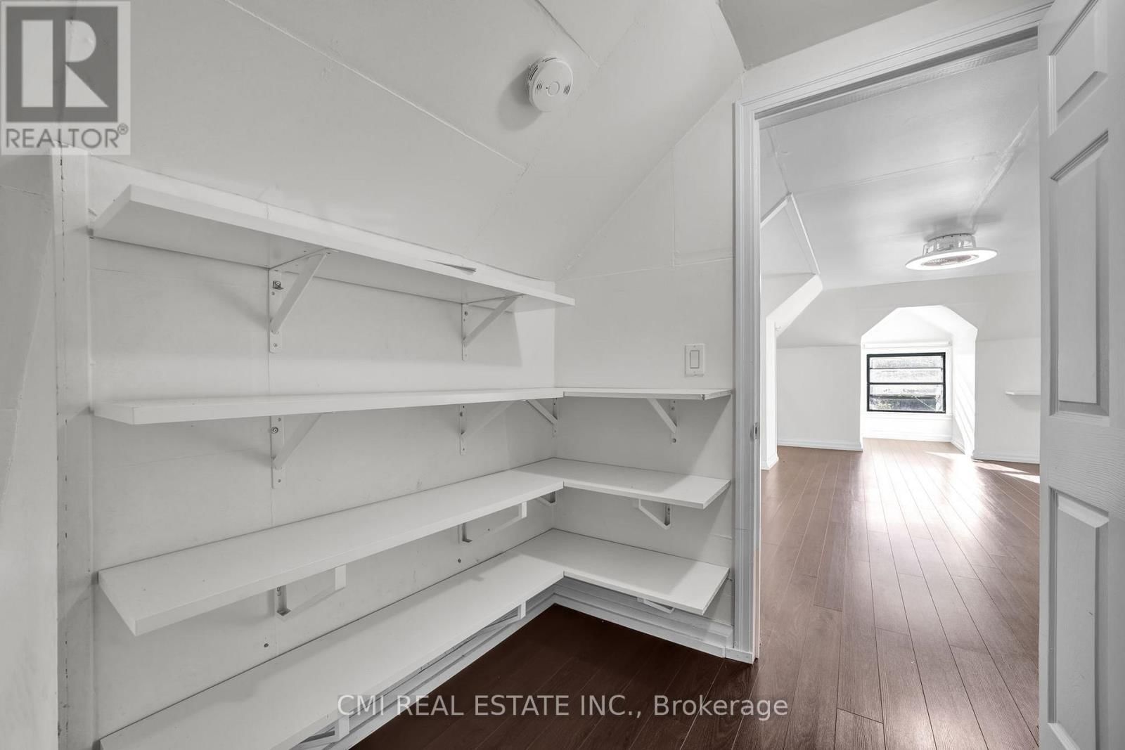 153 CLARENCE STREET Image 27