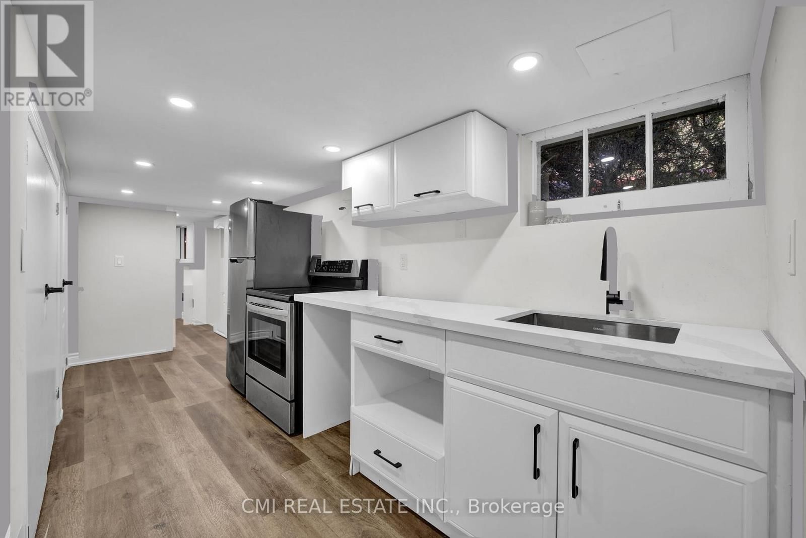 153 CLARENCE STREET Image 30