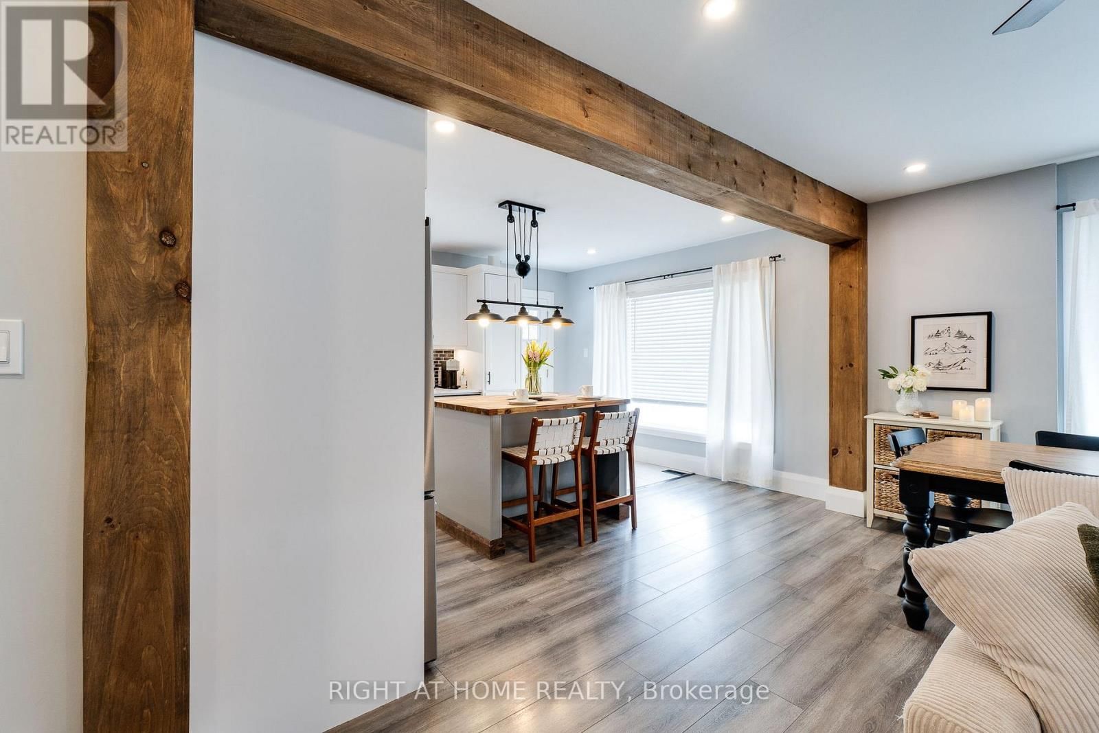 54 BLUE JAY BOULEVARD Image 22