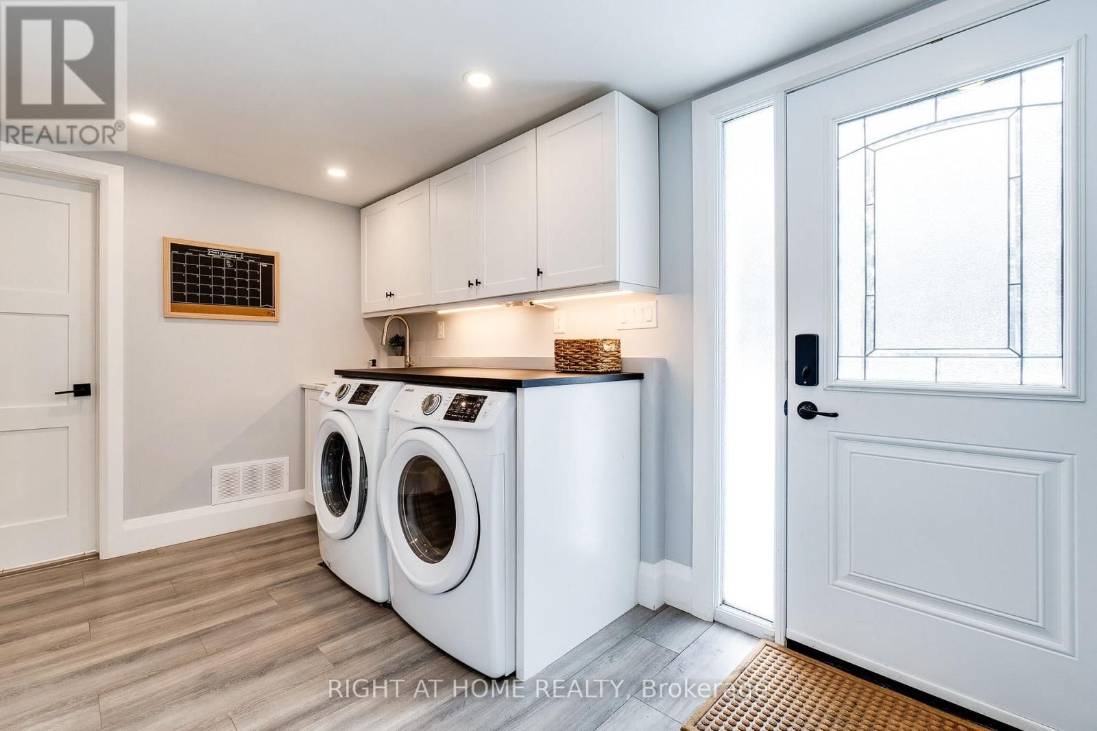 54 BLUE JAY BOULEVARD Image 33